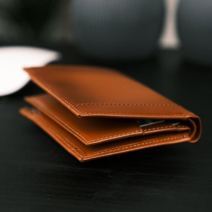 Glendo Apple AirTag Slot Leather Handcrafted Wallet - Unisex